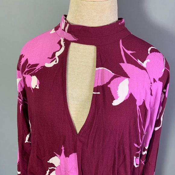 Free People Say You Love Me Floral Keyhole Top Lg - Picture 5 of 8